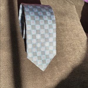Tie